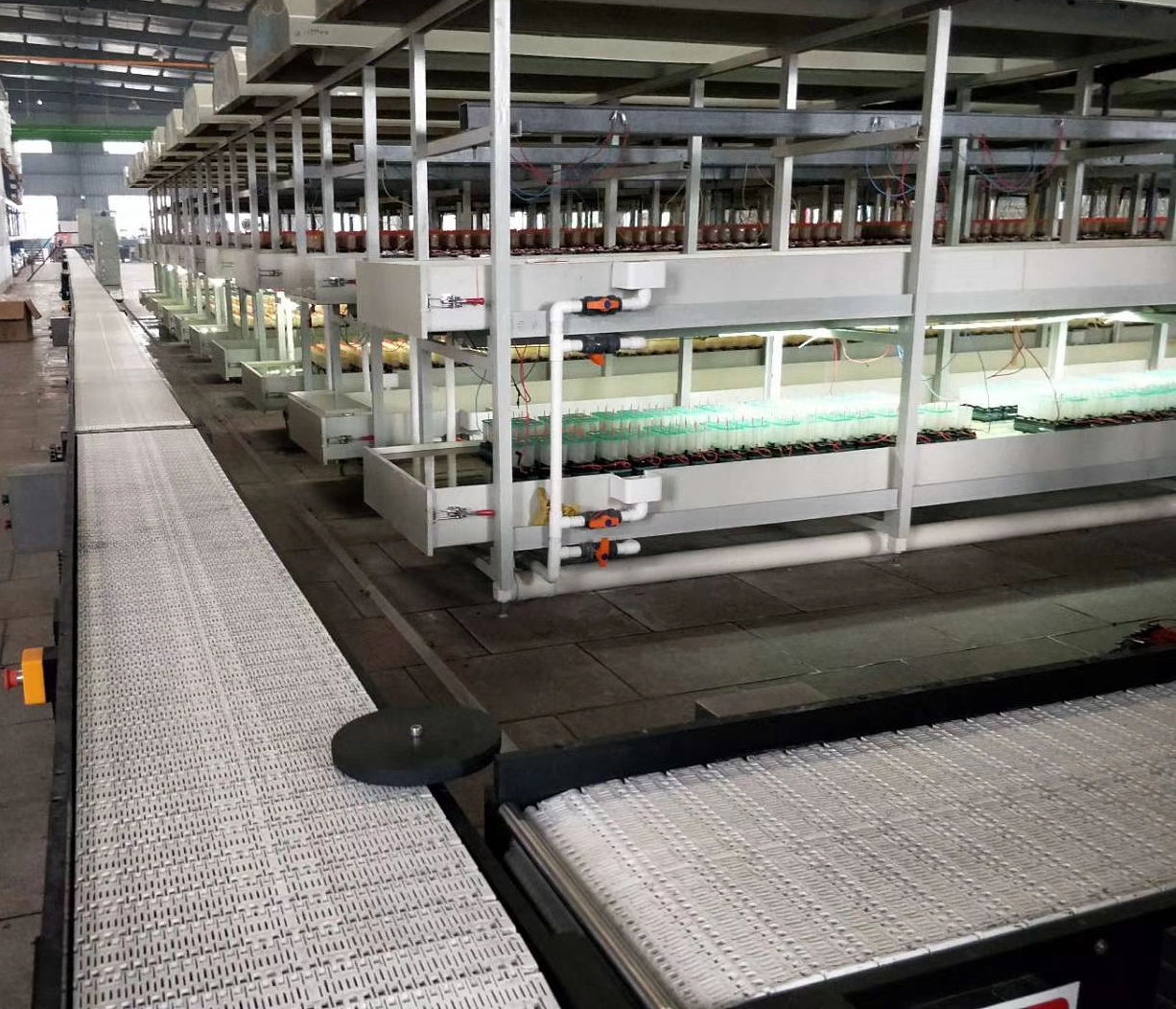 聊城帶式輸送機(jī)性能，提升機(jī)廠家，螺旋輸送機(jī)注意事項，皮帶輸送線的應(yīng)用，刮板輸送機(jī)什么行業(yè)使用，鏈板式輸送機(jī)在工業(yè)的使用，礦用聊城膠帶輸送機(jī)，螺旋式輸送機(jī)垃圾處理，鏈條輸送機(jī)承載.jpg